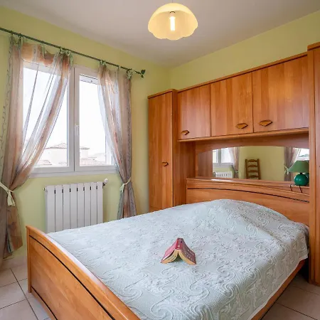 Oree Des Salines By Interhome Le Grau-du-Roi